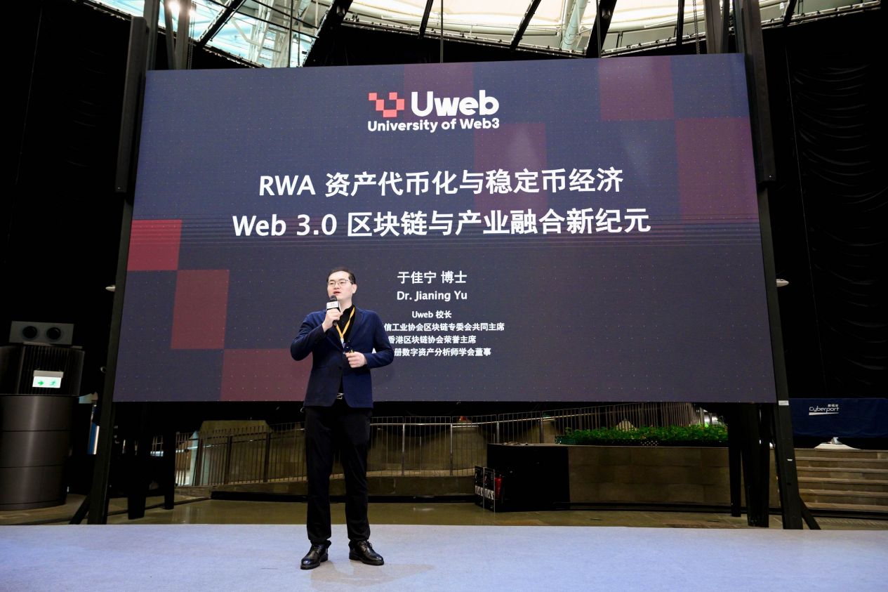 市场风云突变：从42000到44000的突破性行情解析